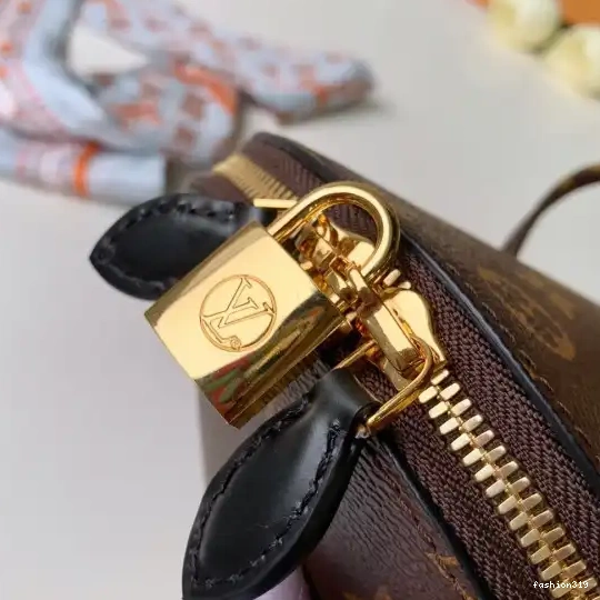 TOUPIE VUITTON LOUIS 0324